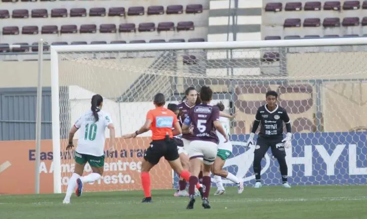 Brasileirão feminino: empate entre ferroviária e palmeiras embola o G8