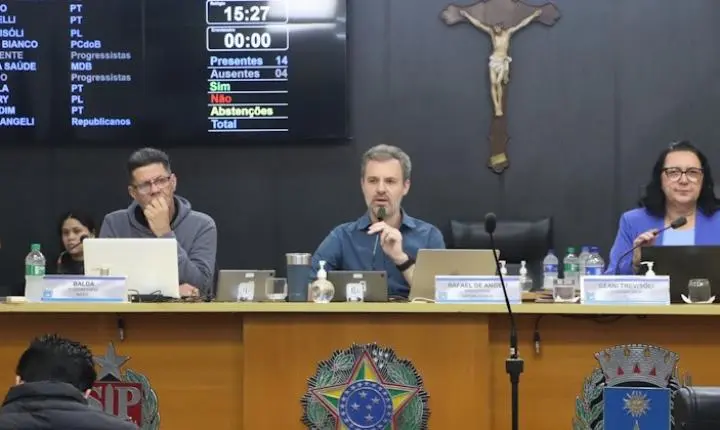 Câmara aprova R$ 10,4 milhões para educação e atenção a doença rara