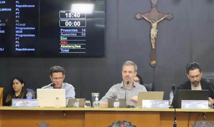 Câmara aprova igualdade racial e novos créditos financeiros