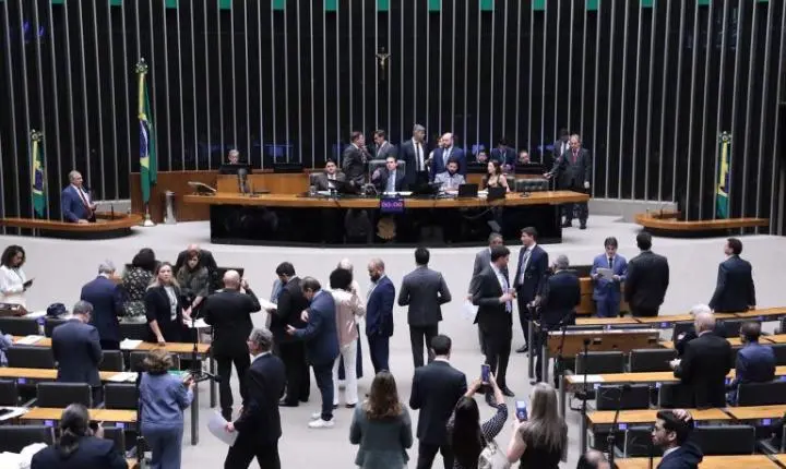 Câmara dos Deputados analisa programa para a indústria de fertilizantes