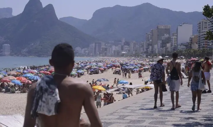 CNDH critica Programa Tolerância Zero no Rio por afetar ambulantes