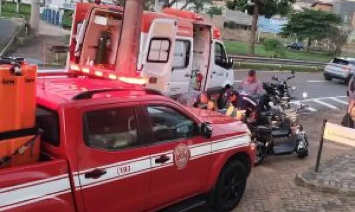 Acidente entre moto e scooter elétrica deixa um ferido em São Carlos