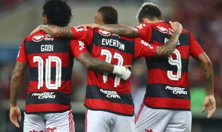 Santos busca quinta vitória seguida no Campeonato Brasileiro com força máxima