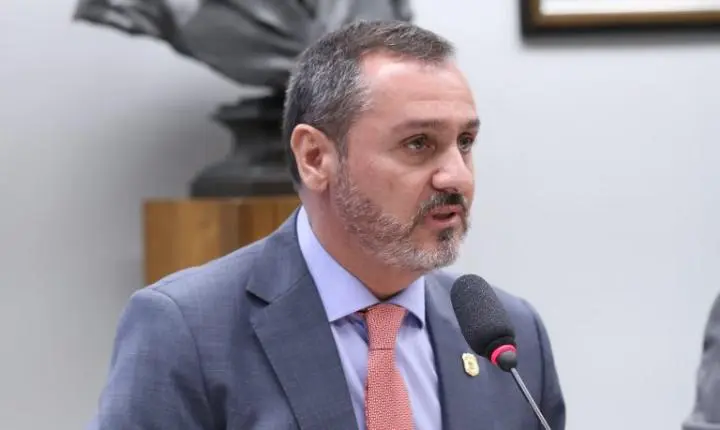 Diretor da Polícia Federal presta esclarecimentos sobre cooperação internacional e o caso Ramagem