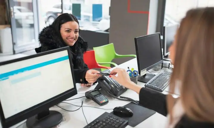 Como comprar passagem aérea?