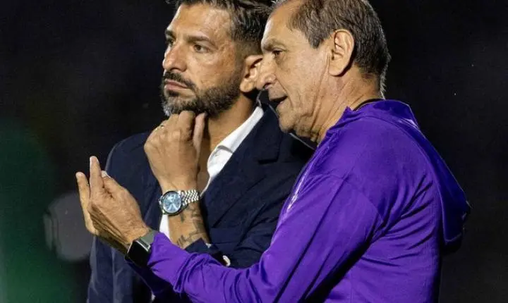 Corinthians faz consulta por Luis Zubeldía, mas mantém Ramón Díaz como prioridade