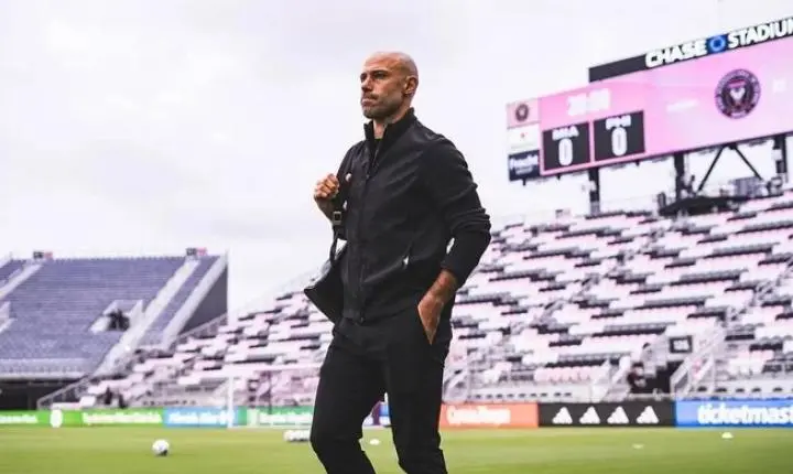 Corinthians procura Javier Mascherano, mas técnico argentino recusa oferta
