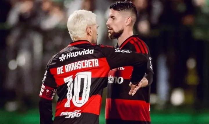 Jorginho revela plano de jogar no Palmeiras e ironiza o clube alviverde