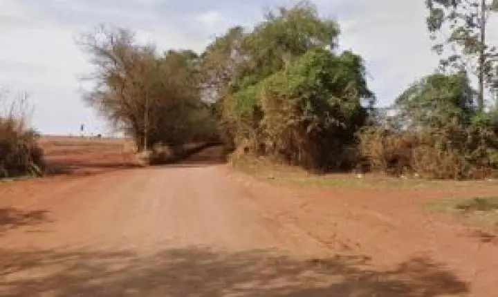 Furto de trator agrícola e ferramentas em empresa às margens da SP-215, em São Carlos