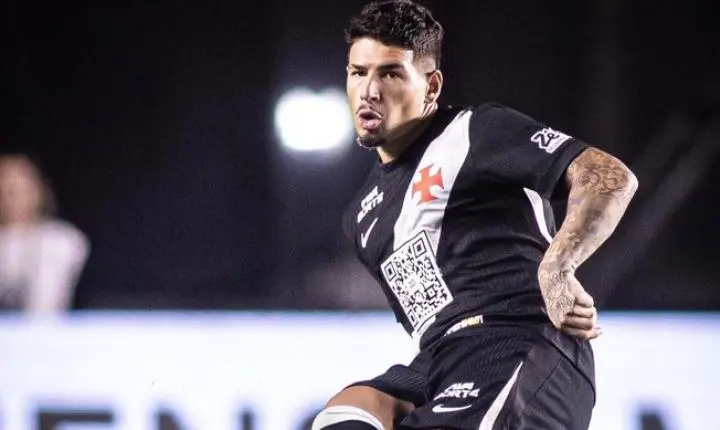 Carlos Cuesta segue em transição e pode desfalcar o Vasco no clássico