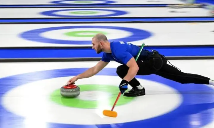 Curling adaptado oferece atividade gratuita para todas as idades em Araraquara