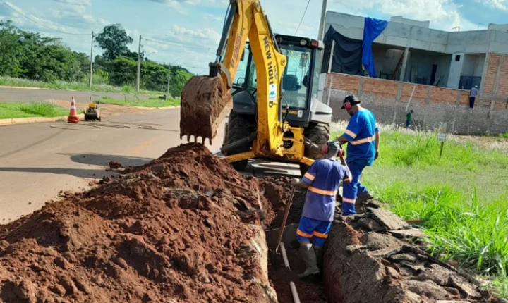 DAAE realiza reparo emergencial de vazamento no Jardim das Paineiras