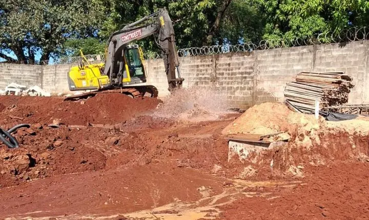 Daae realiza manutenção emergencial em Araraquara para conter vazamento na rodovia Washington Luis