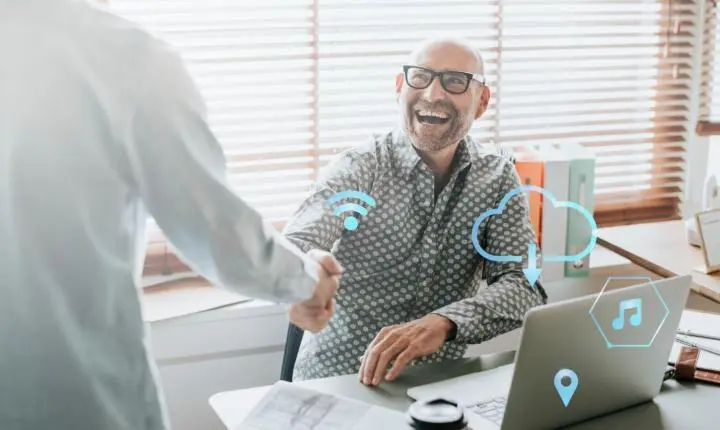 Dados e inteligência artificial transformam a forma como empresas conquistam clientes na internet