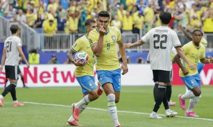 Casemiro iguala recorde de Zagallo em Copas do Mundo após virada do Brasil