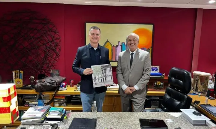 Dr. Lapena e Dimas Ramalho debatem o desenvolvimento de Araraquara