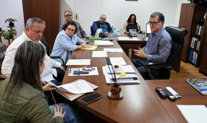 Dr. Lapena se reúne com Casa Cairbar para tratar de saúde mental em Araraquara