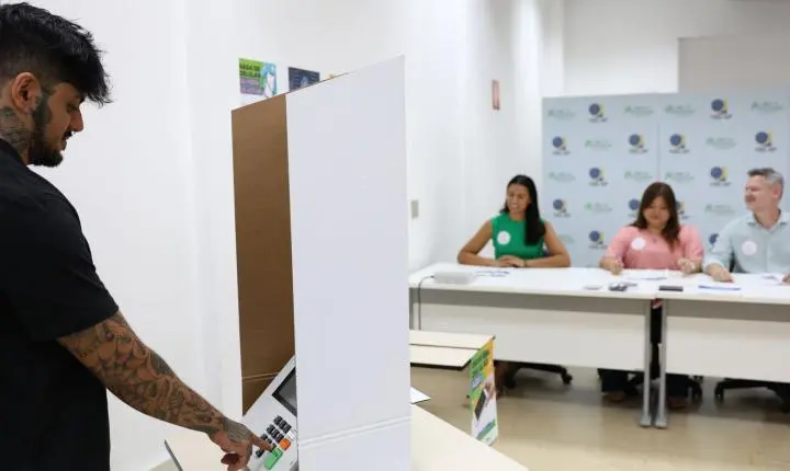 Eleições 2026: confira os horários de votação neste domingo