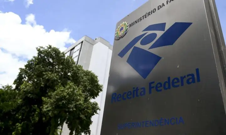 Emissão de notas fiscais com campos de CBS e IBS começa nesta segunda-feira