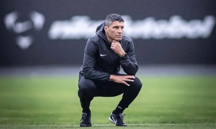 Vasco no Brasileirão precisa de um empate contra o Coritiba para sair do Z4
