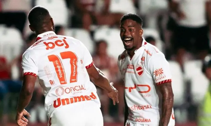 Lateral Hayner destaca-se na Série B pelo Vila Nova