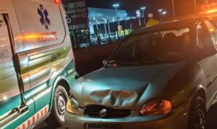 Engavetamento com três veículos causa danos materiais na Rodovia Washington Luís
