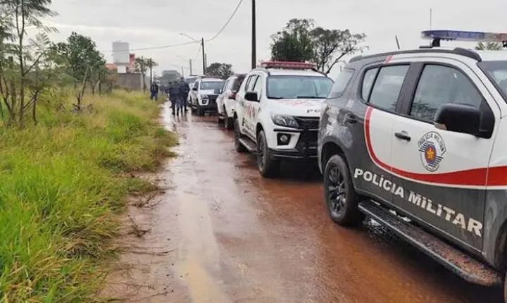 Confronto com a Polícia Militar na SP-310 resulta na morte de suspeito de roubo de carro em Araraquara