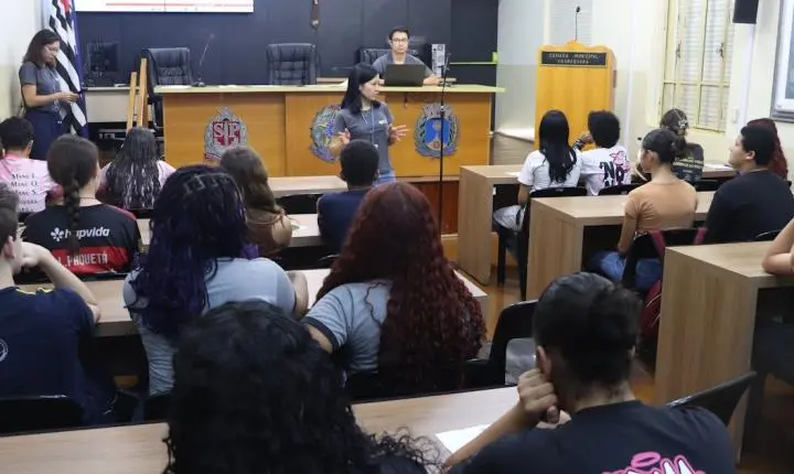 Parlamento Jovem 2026 tem ensaio geral promovido pela Escola do Legislativo