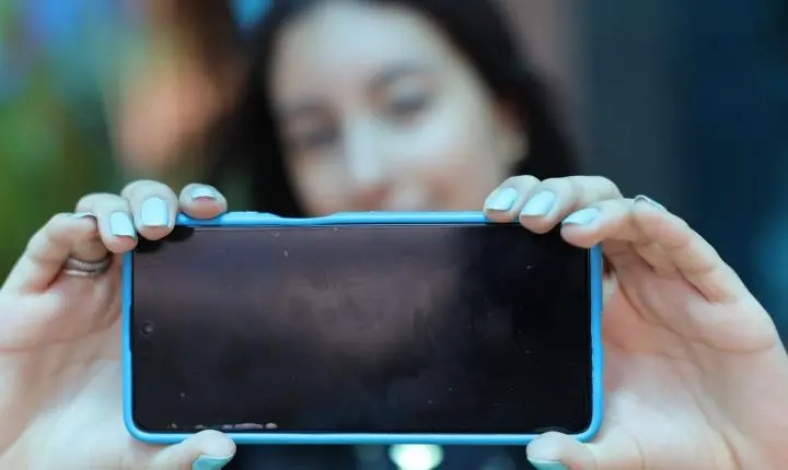 Pesquisa revela que adolescentes exigem uma internet melhor e mais segura