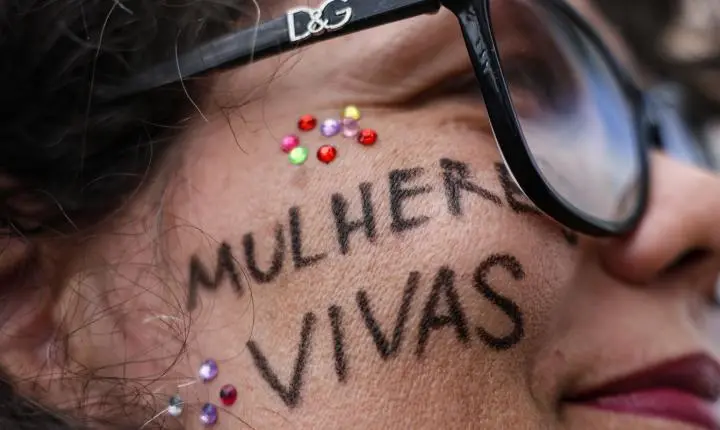 Ex-policial é condenado a 28 anos por feminicídio em Campos