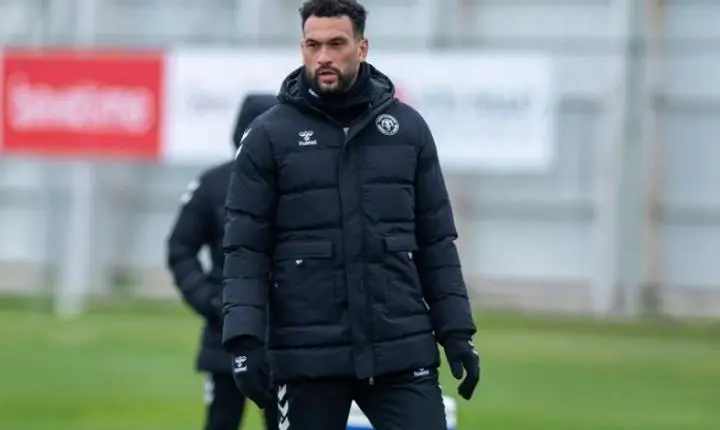 Steven Caulker e a busca por trabalho após deixar os gramados