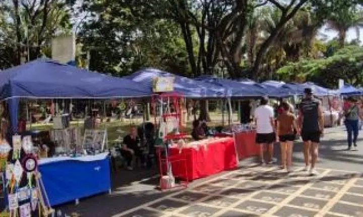 Feira Municipal de Economia Criativa e Solidária em Araraquara terá 60 expositores neste sábado (18)
