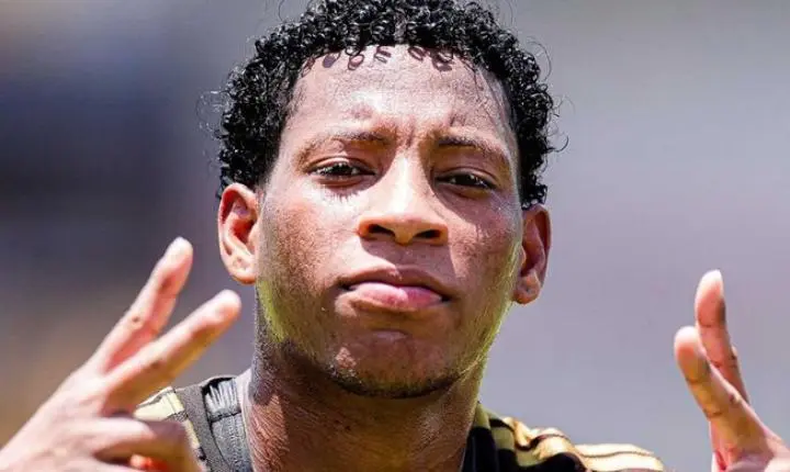 Flamengo pode ter o retorno de Gonzalo Plata para o jogo contra o Santos