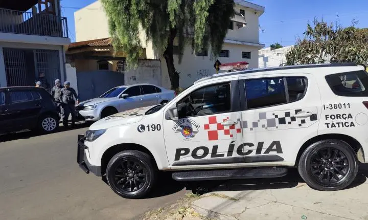 Força Tática apreende R$ 85 mil em notas falsas e prende dois suspeitos