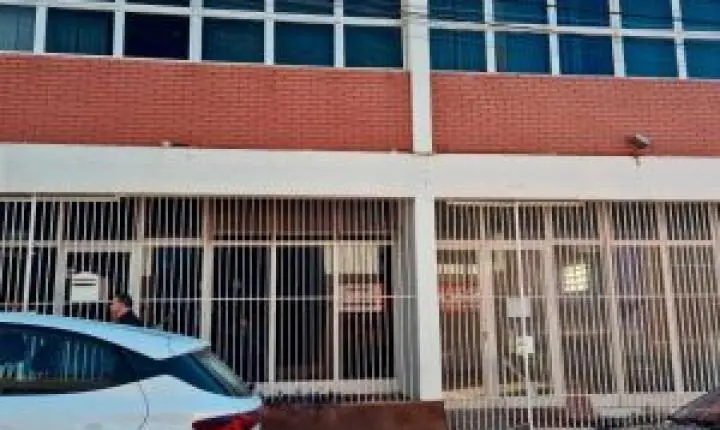 Funcionária da Farmácia de Alto Custo em São Carlos denuncia ofensa racial
