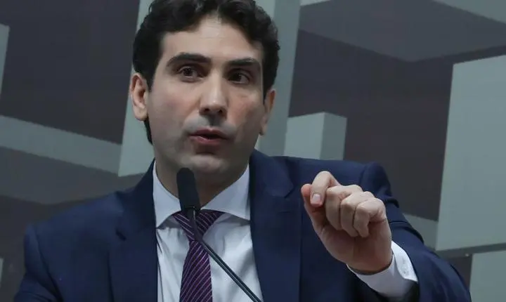 Gabriel Galípolo critica pressões para uso indevido do FGC por empresas