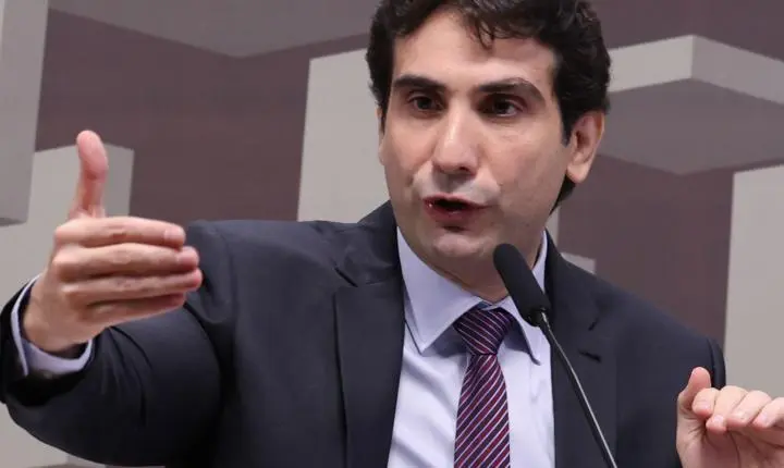 Galípolo detalha manobras do Banco Master que alertaram o Banco Central