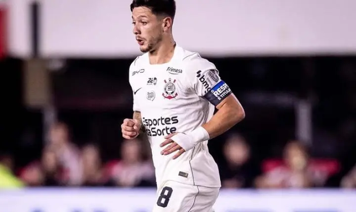 Garro defende Memphis Depay após eliminação do Corinthians na Libertadores
