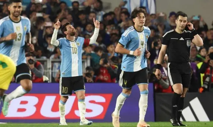 Agustín Giay surpreende a imprensa argentina no adeus de Lionel Messi