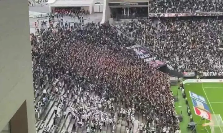 Grêmio pede à CBF portões fechados em jogos do Corinthians