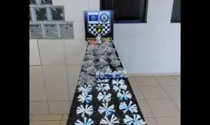 Guarda Municipal de São Carlos apreende mais de 590 porções de drogas em terreno