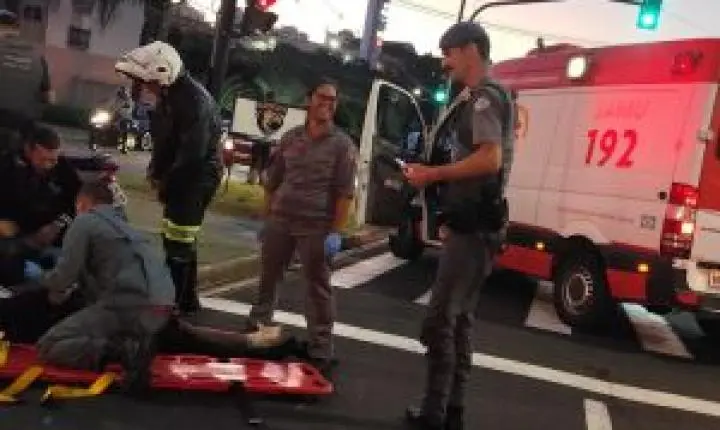 Colisão entre motos deixa duas condutoras feridas em São Carlos