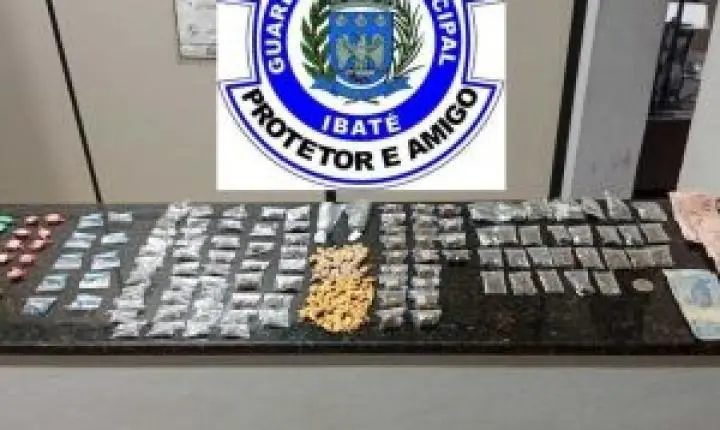 Guarda Municipal prende homem por tráfico de drogas em Jardim Icaraí; adolescente é liberada