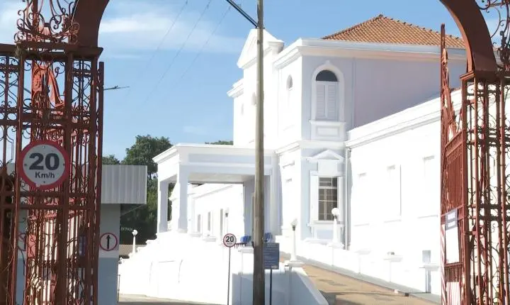Homem baleado em briga durante casamento morre no interior de SP