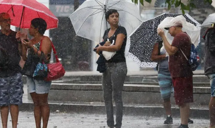 Inmet emite alerta para chuvas intensas no Norte, Sudeste e Centro-Oeste