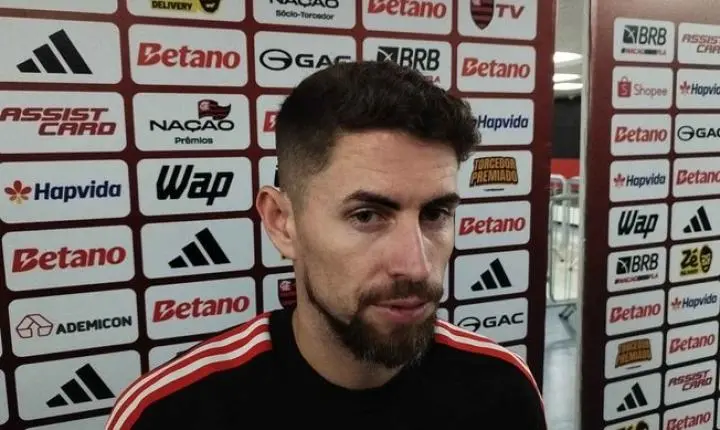 Jorginho celebra pausa da data fifa no calendário do flamengo