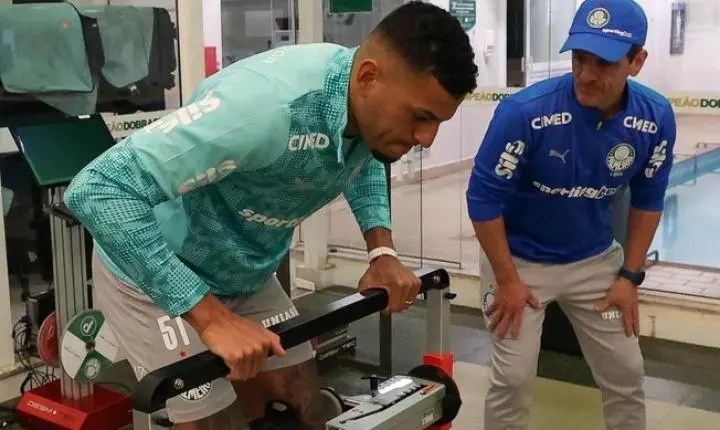 Sporting monitora situação do goleiro Kaique para a próxima temporada