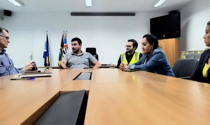Jovens voluntários em Araraquara promovem zeladoria urbana e inspiram cidadania