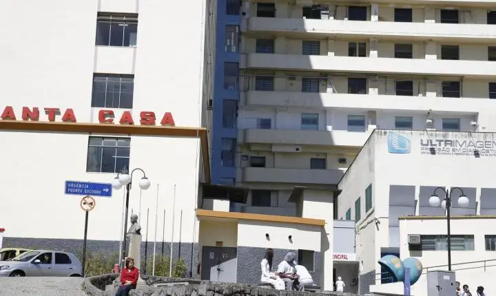 Nova lei prorroga uso do FGTS em hospitais filantrópicos do SUS até 2030