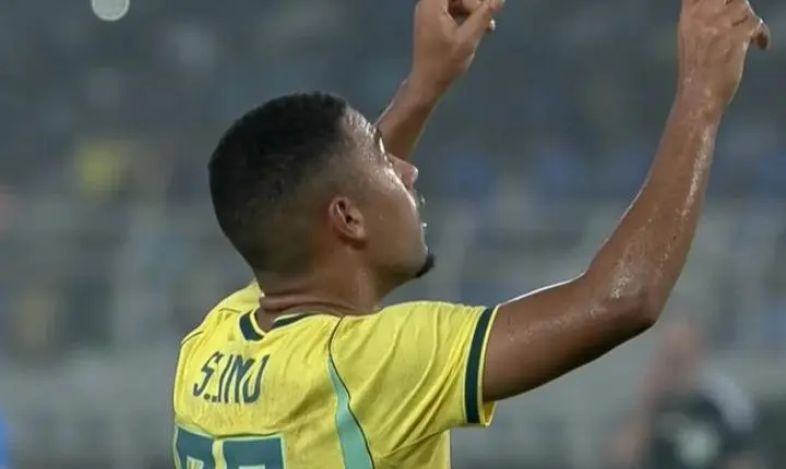 Samuel lino fala sobre a disputa com vini jr na seleção brasileira